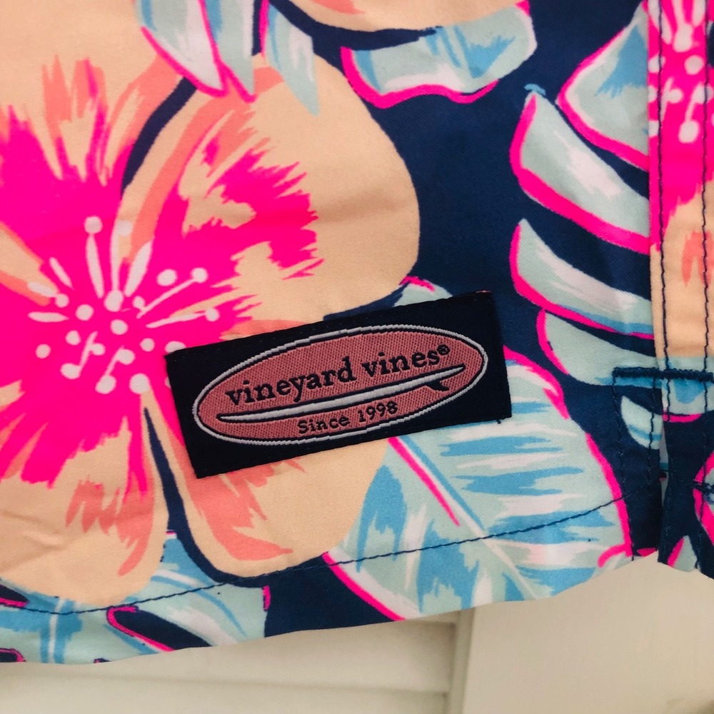 Vineyard Vines Swim Trunks Surf Beach Tropical Seashell Coastal Mens M 32 x 7 - Picture 5 of 11